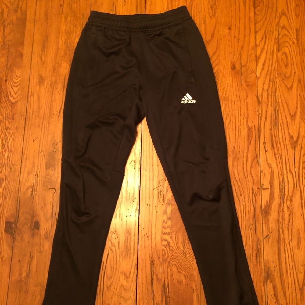 Adidas joggers size small 9/10